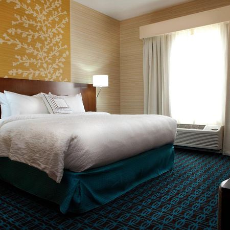 Fairfield Inn & Suites By Marriott Летбридж Экстерьер фото