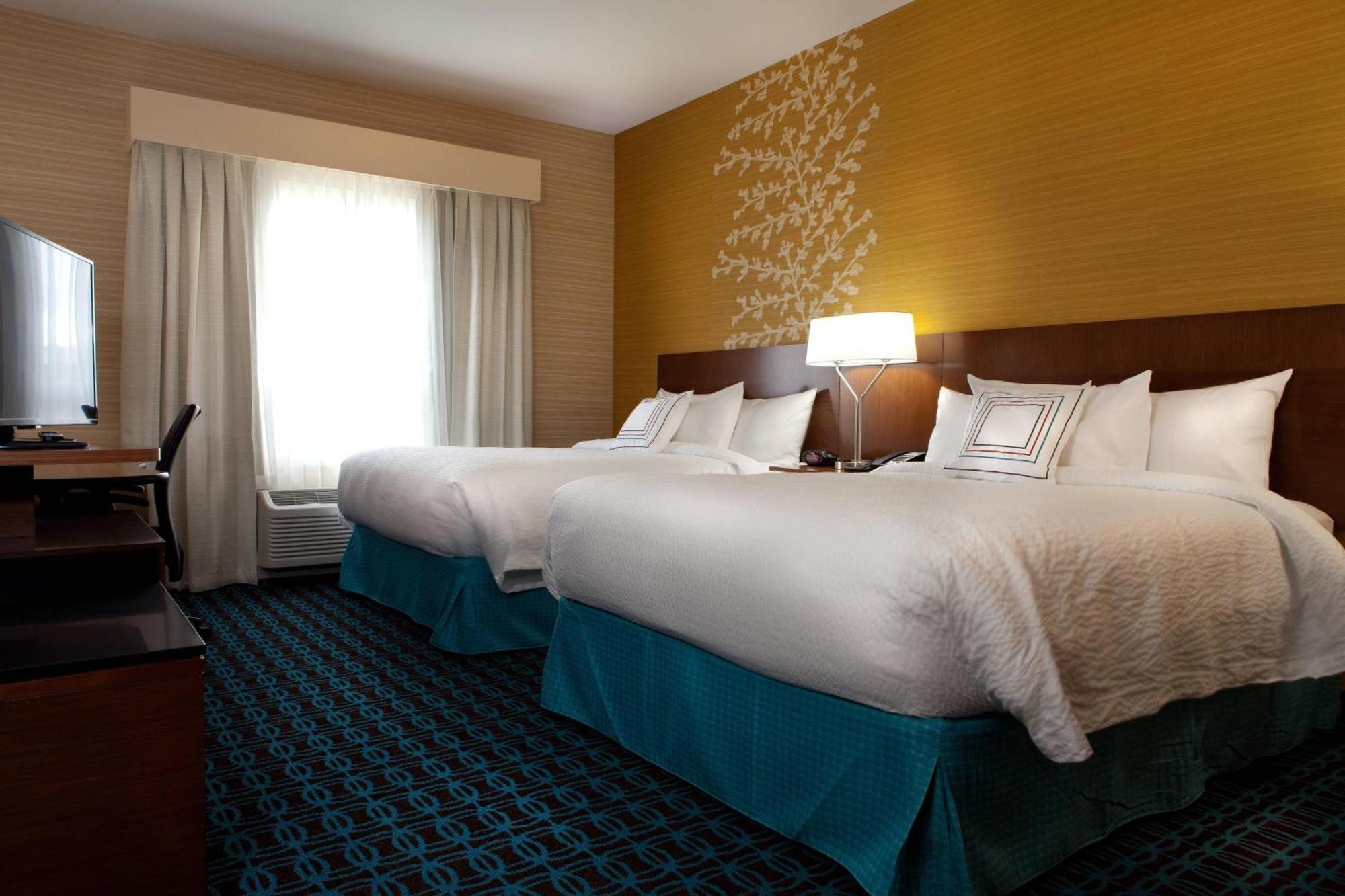 Fairfield Inn & Suites By Marriott Летбридж Экстерьер фото